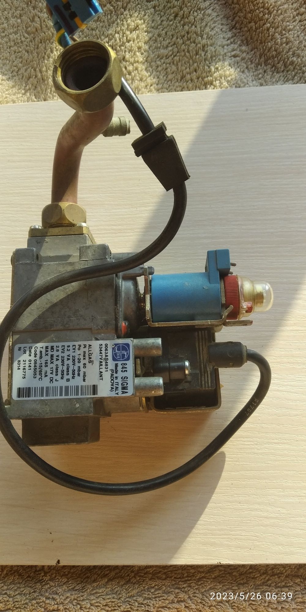 Продам газовий клапан sigma845 з котла Vaillant