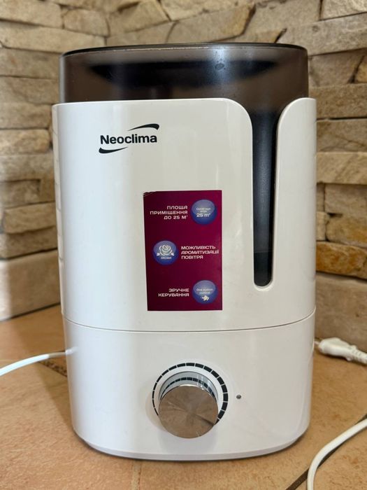 Зволожувач повітря Neoclima