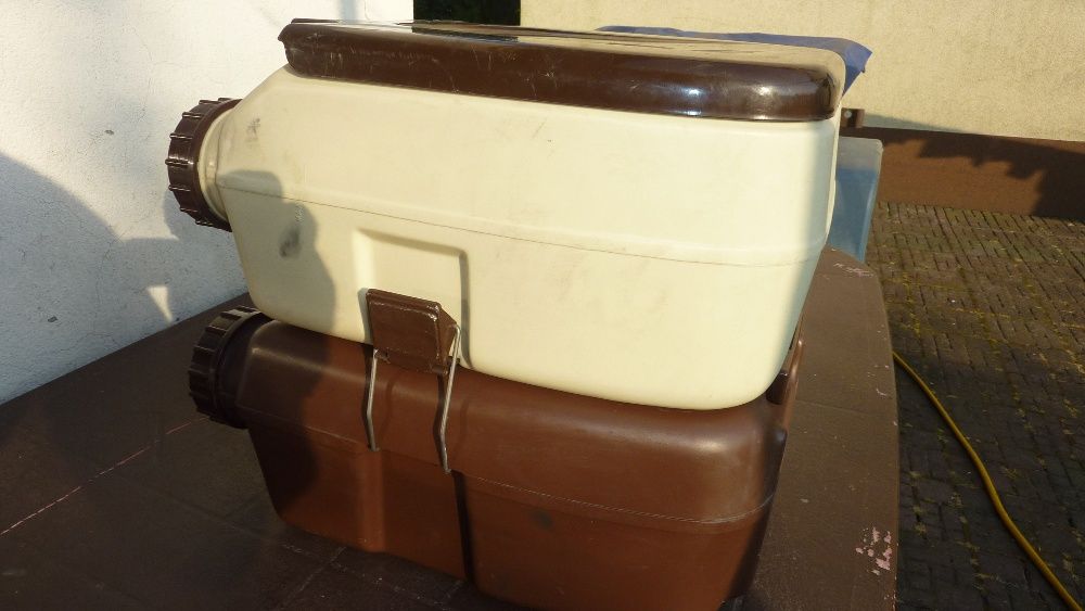 Wc,toaleta przenośna,turystyczna stan b.dobry,nie używana prod.niemiec