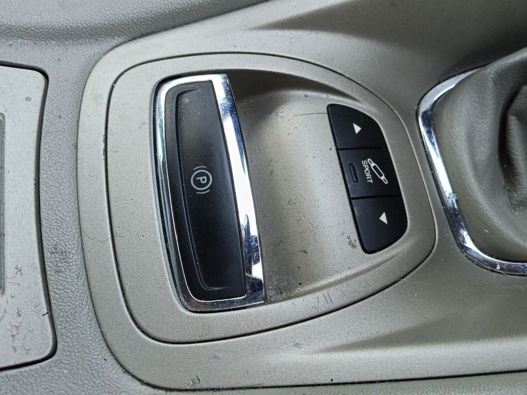 Przycisk hamulca ręcznego citroen C5 x7 III