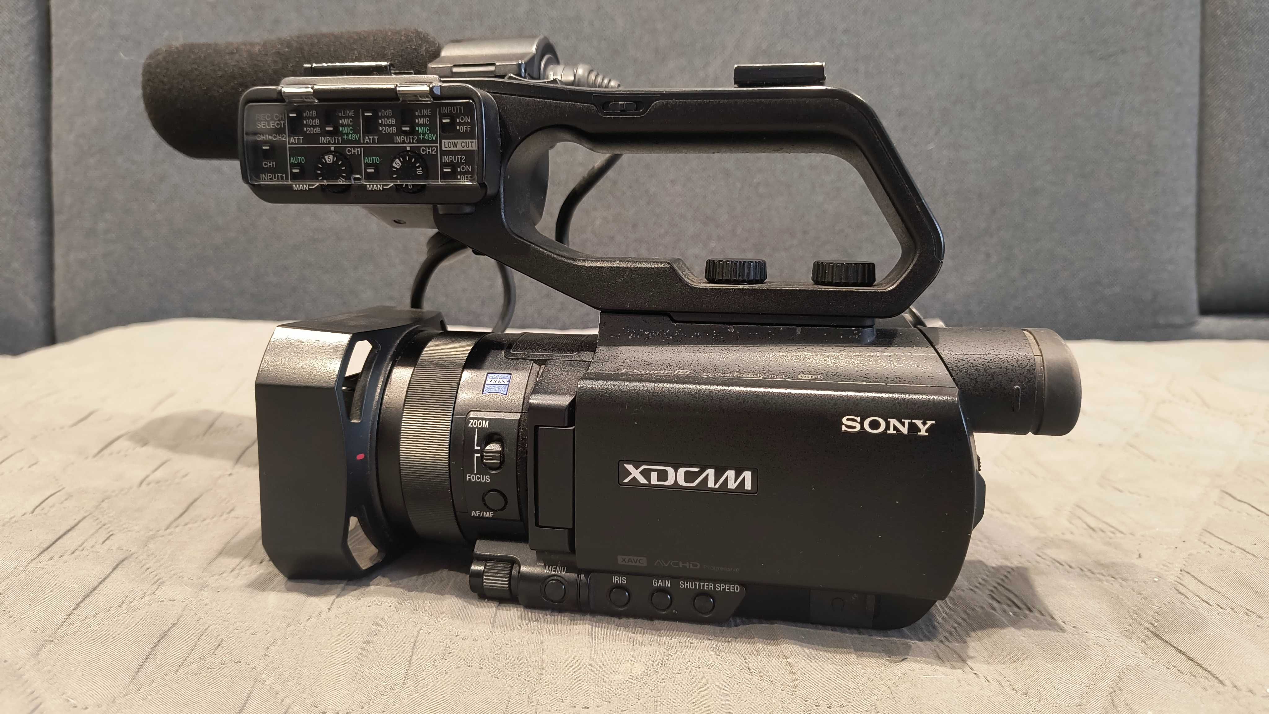 Відеокамера Sony PXW-Х70
