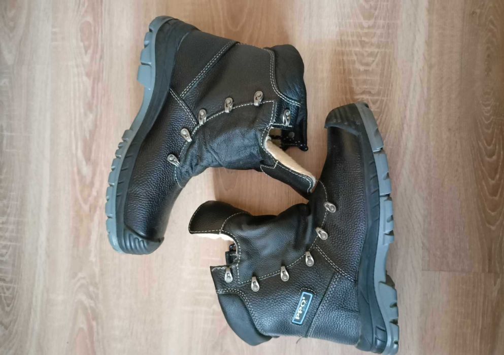 Obuwie robocze zimowe PPO za kostkę rozmiar 45