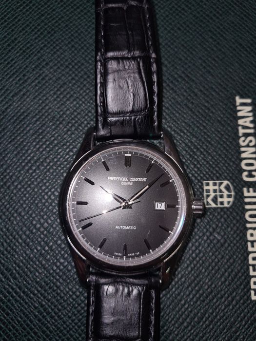 Годинник Frederique Constant