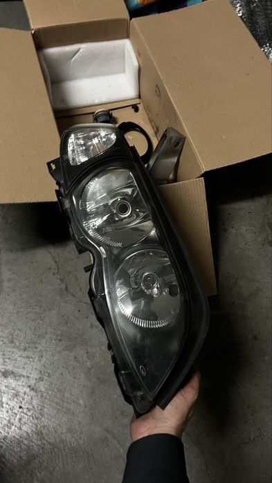 Otica direita BMW e46