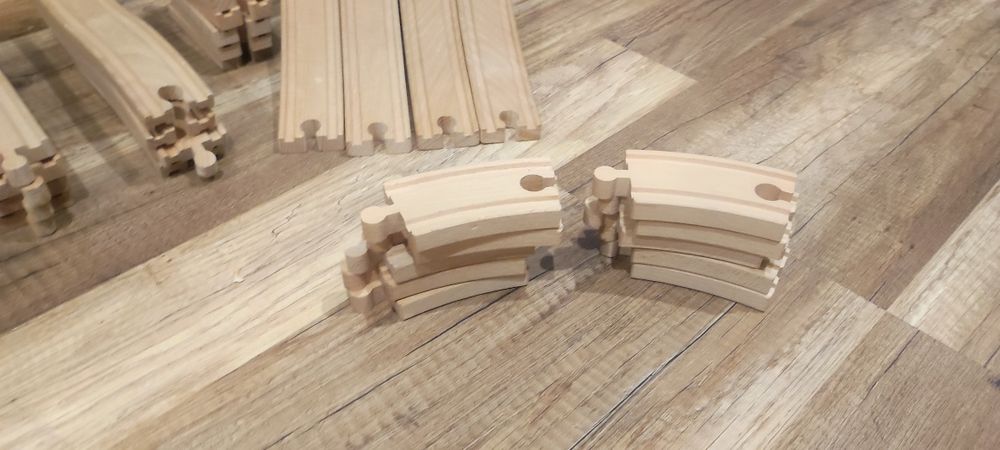 Kolejka ikea i pociągi