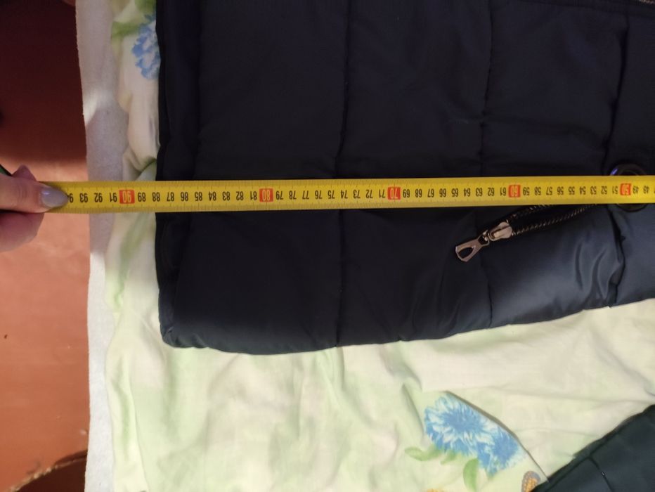 Дуже гарна тепла якісна