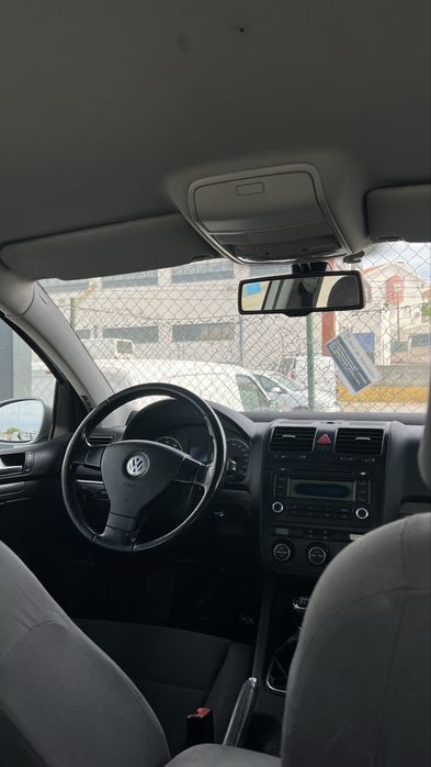 Golf V 1.4 FSI com 100 mil km