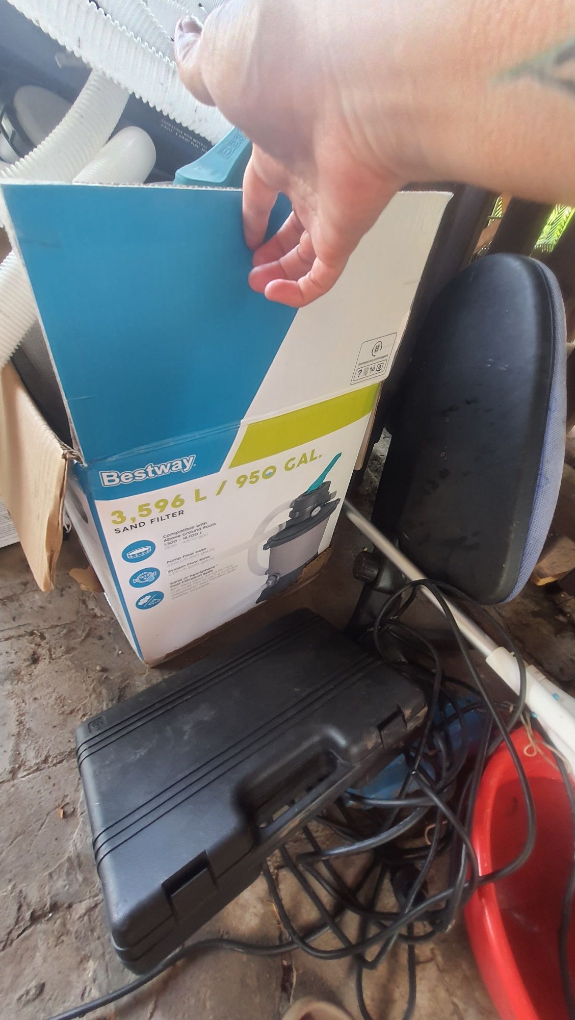 Filtr, pompa,odkurzacz  do basenu Bestway – jak nowe, użyte 1 raz!