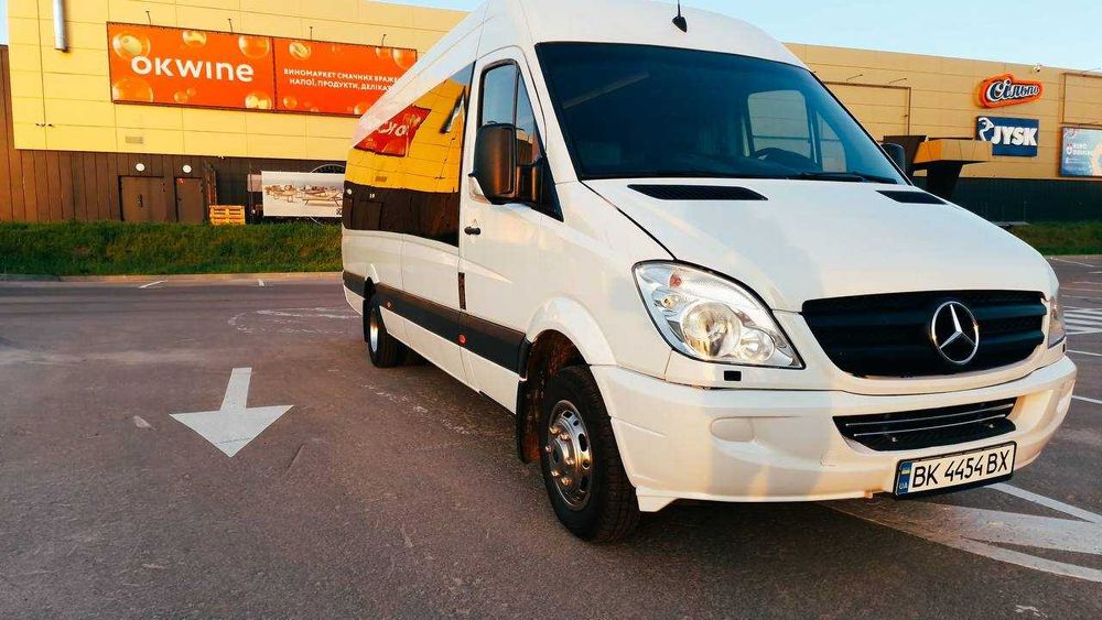 Автобус на замовлення 20 місць– Міжнародні поїздки з України до Європи