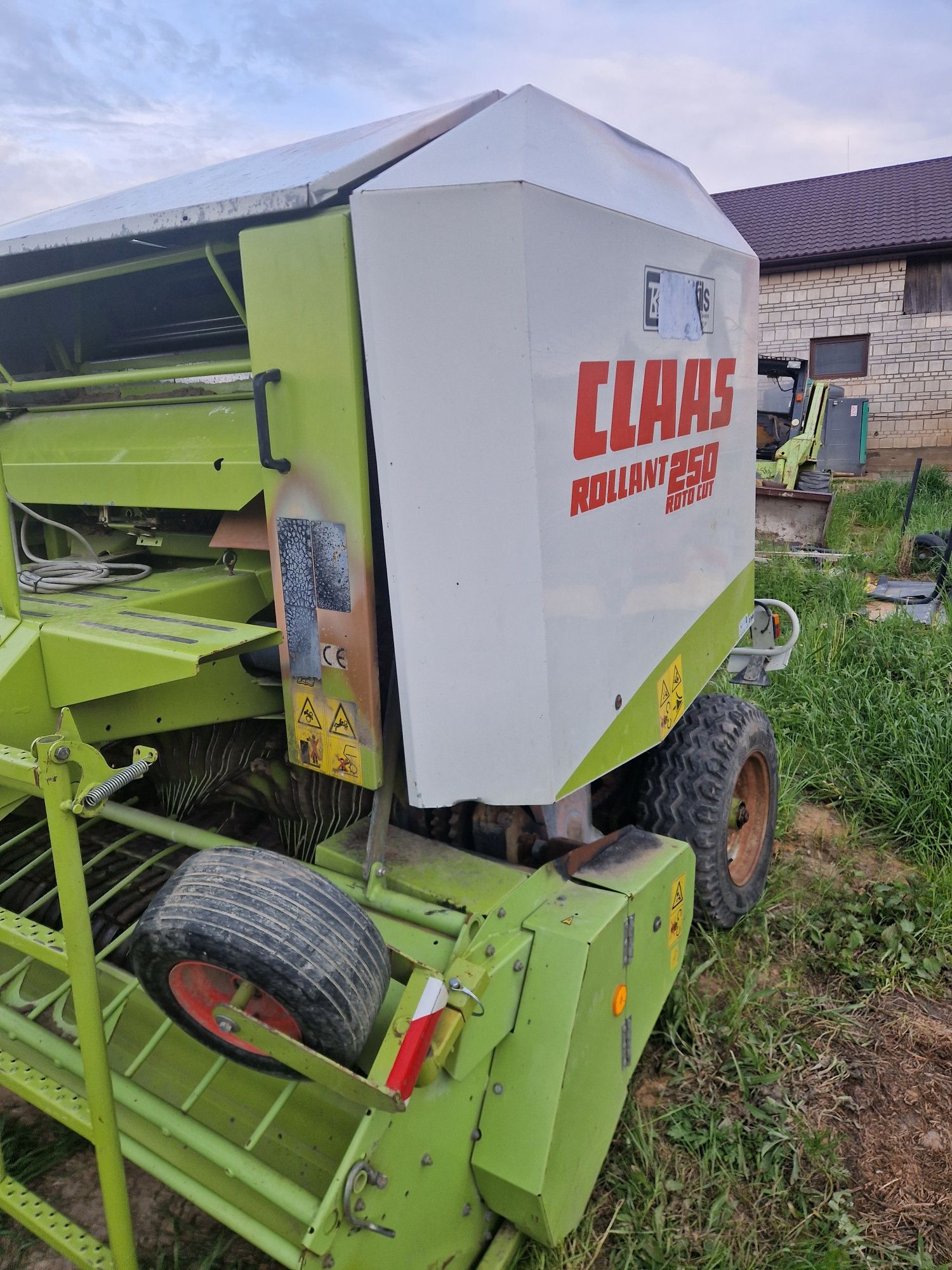 Czesci prasa claas rolland roto cut 250  255  i inne modele 340
