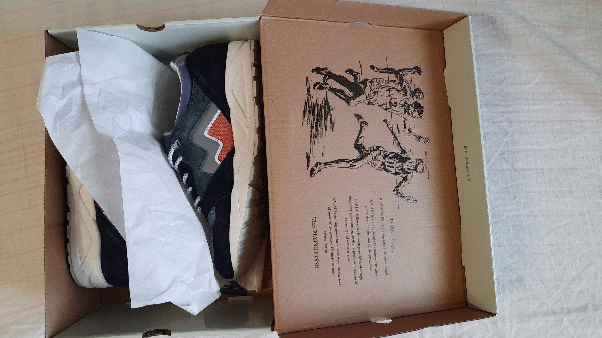 Кросовки KARHU ARIA 95