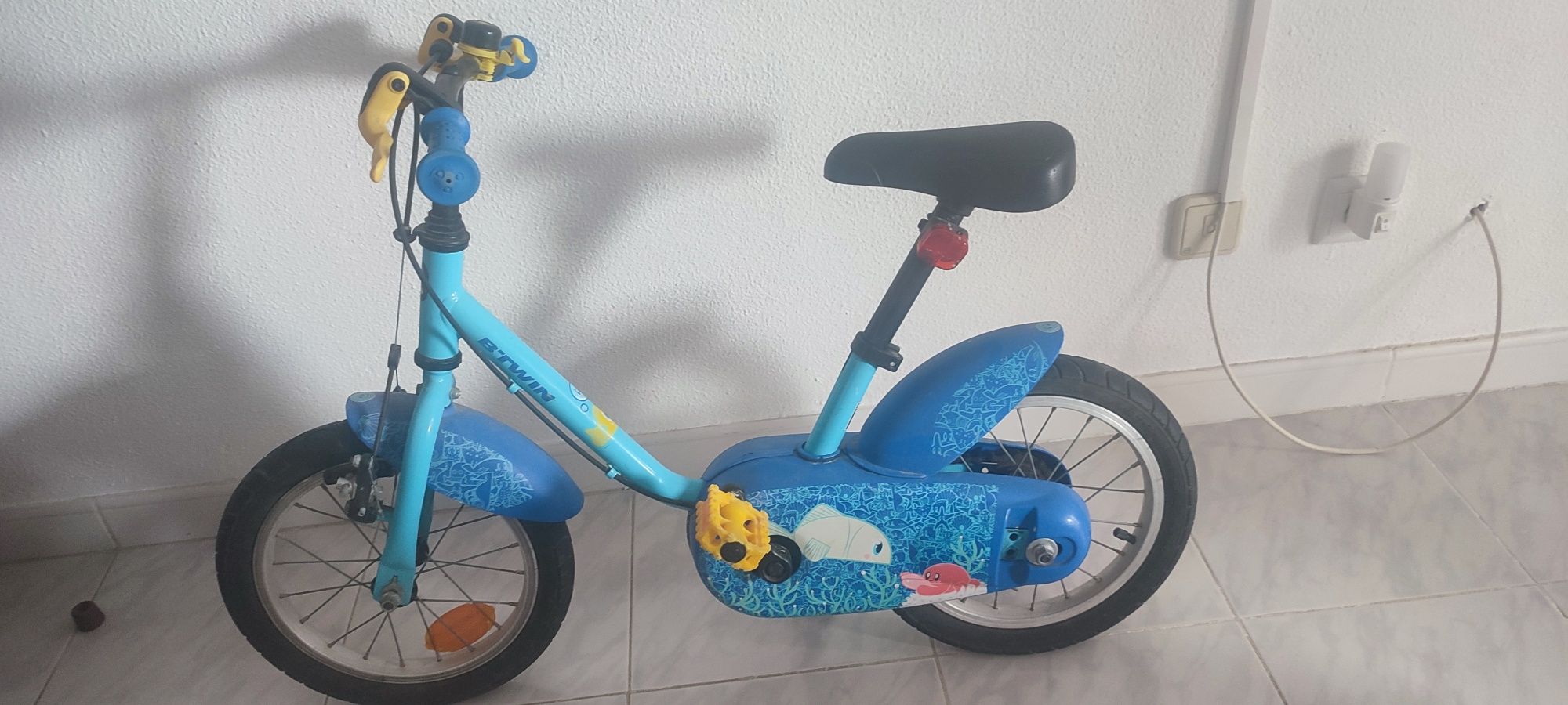 Bicicleta para crianças entre os 3 e os 7 anos