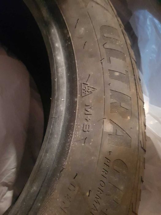 Зимні шини Goodyear UltraGrip Performance Gen-1 225/55 R17 101V б/в