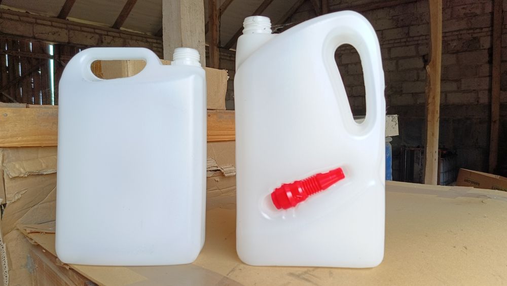 Butelki,kanistry za darmo!!!