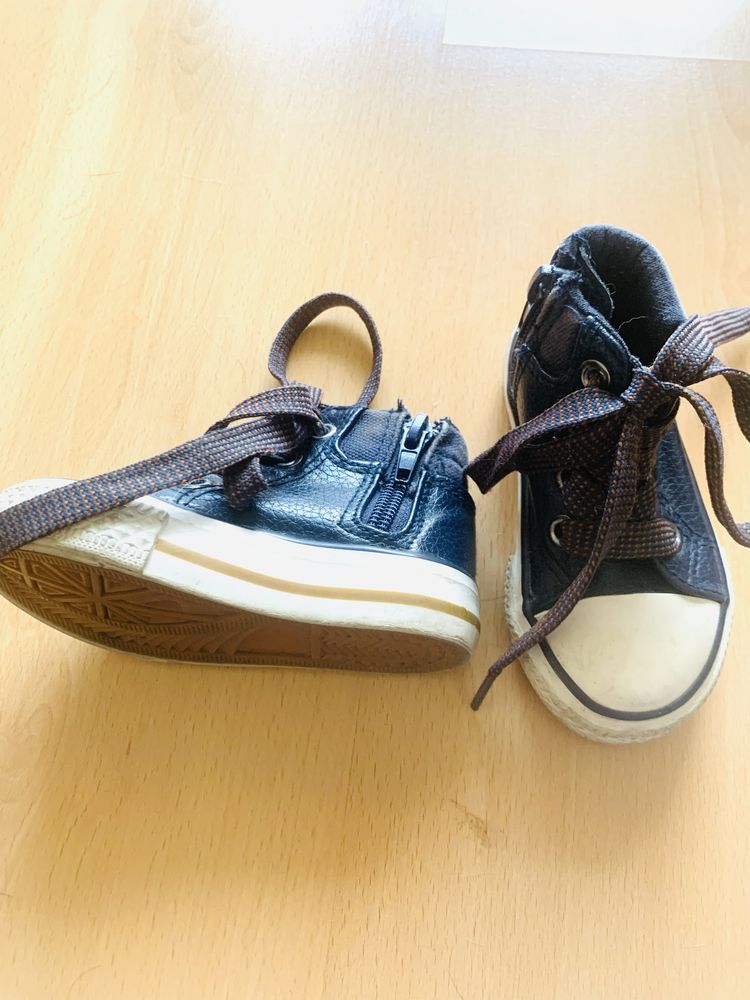 2 pares tenis como novos N20