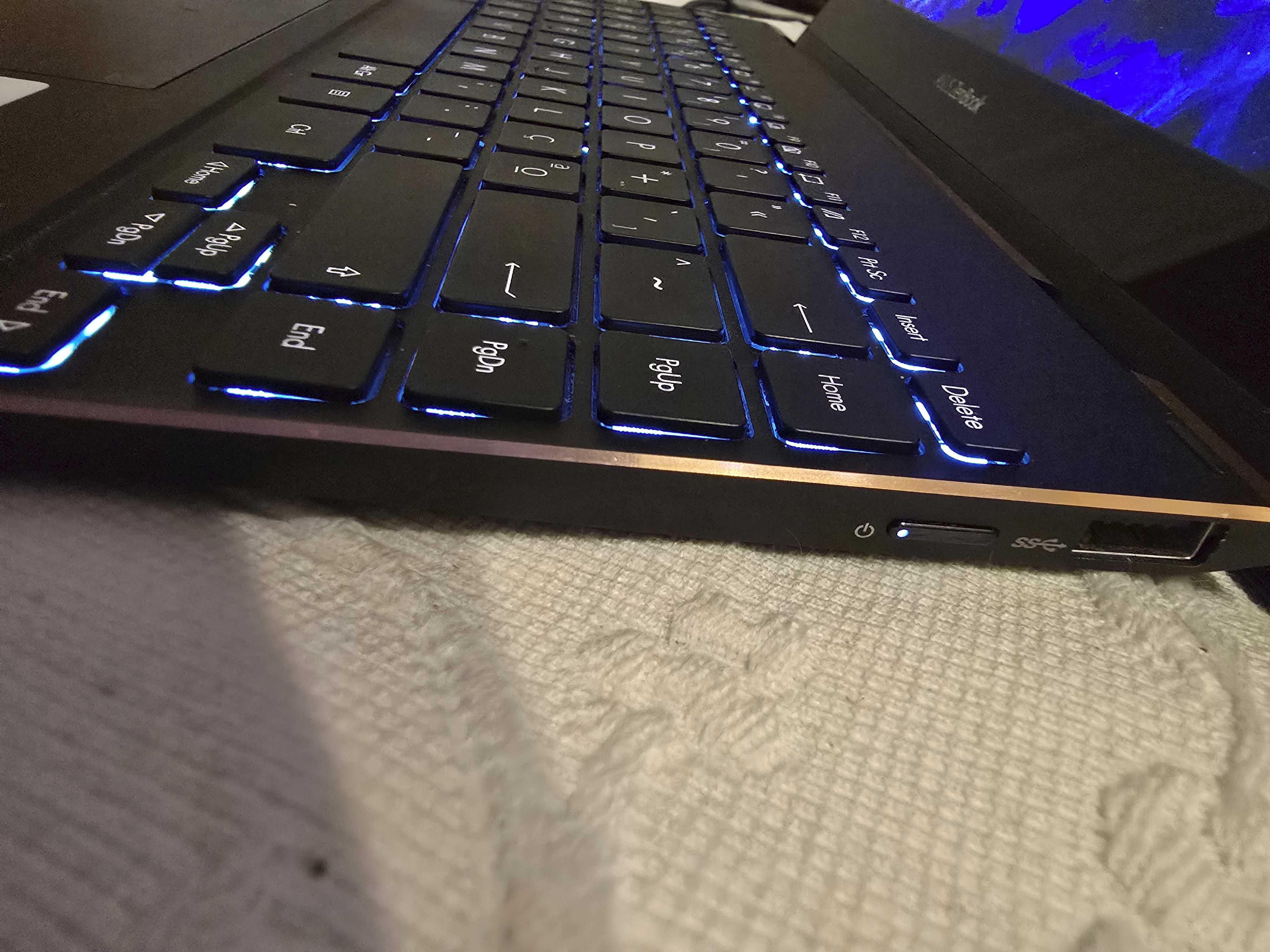 Vendo Asus ZenBook Flip S 13 UX371EA - 2 in 1 (laptop e tablet) - OLED