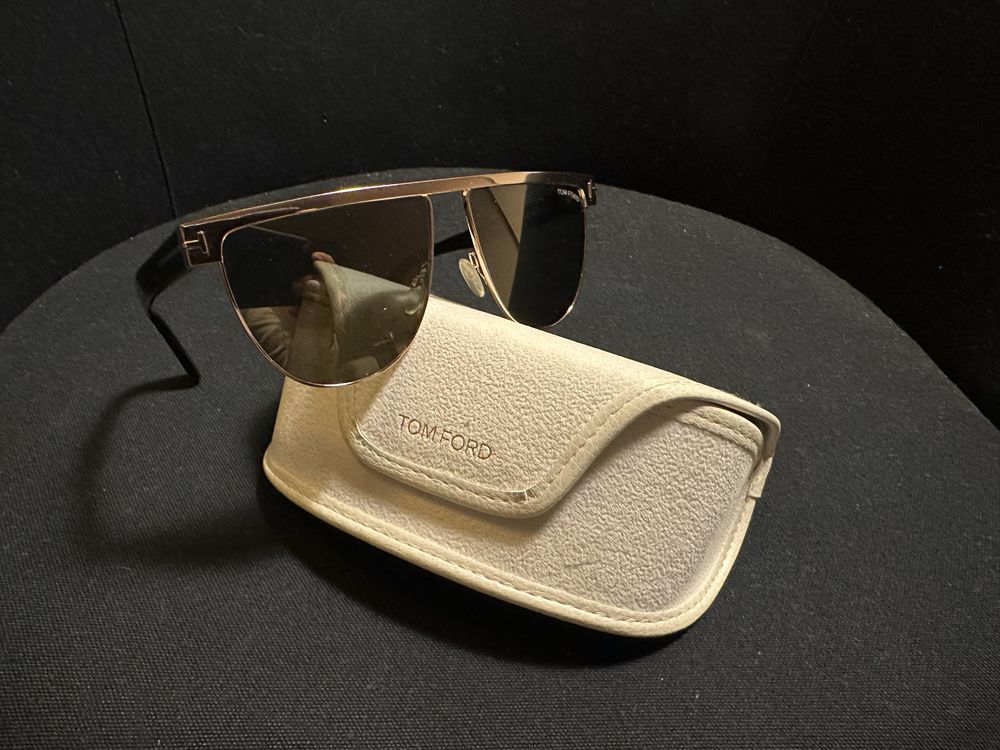 Oculos de sol cerca de 150