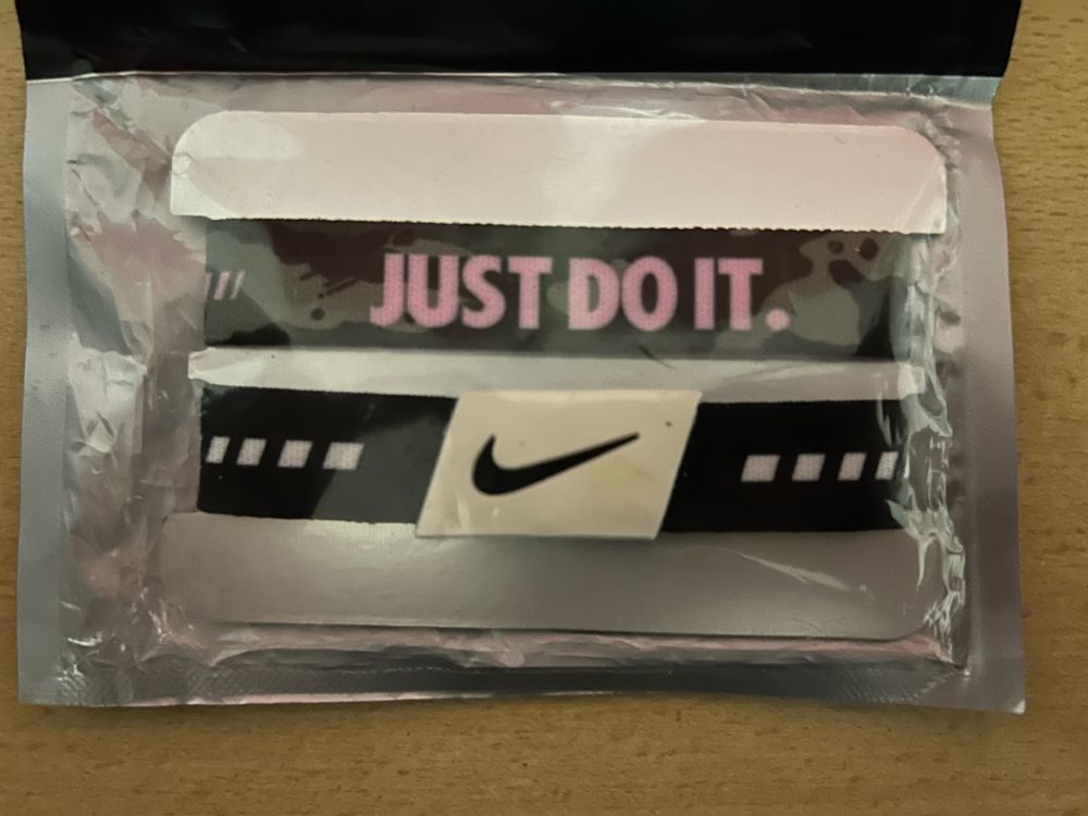 Оригінальні Nike напульсники