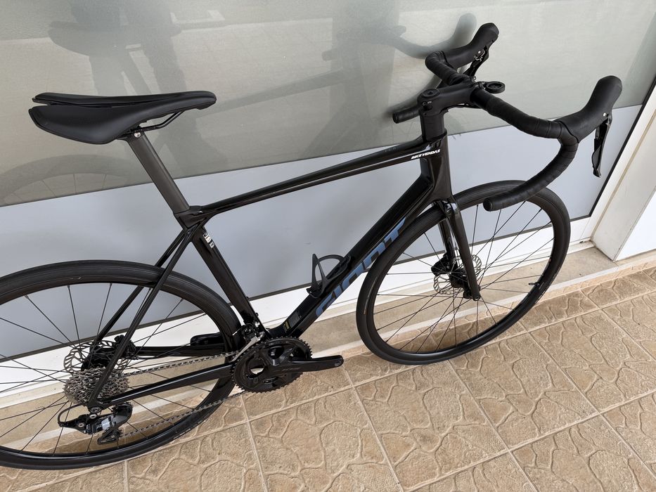 Bicicleta de estrada Giant - Disco - 12v