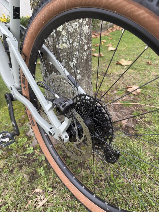 Bicicleta Cube Stereo One22 Pro