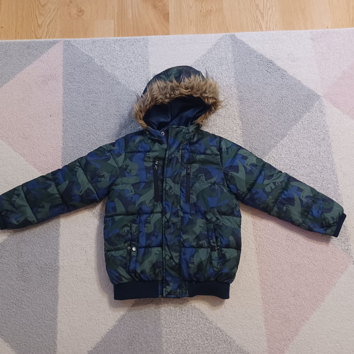 Kurtka zimowa Young Style r.122/128