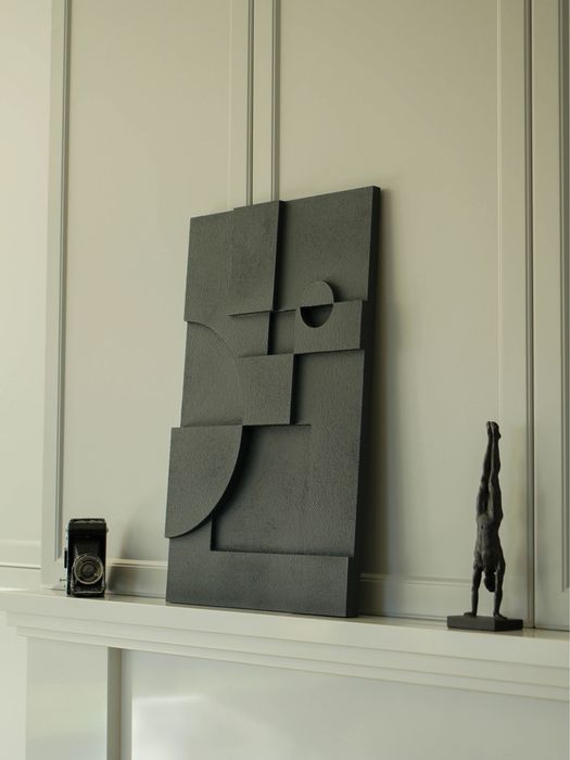 Płaskorzeźba Accrete Studios