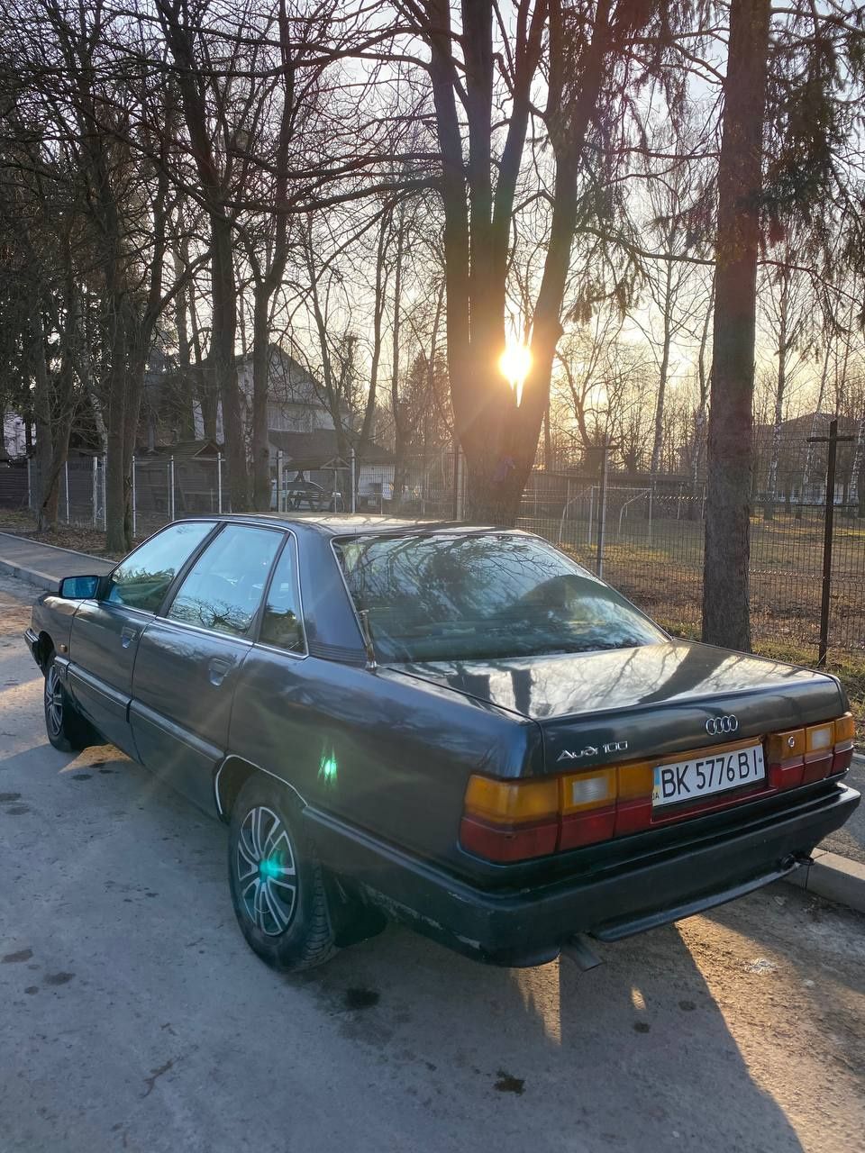 Продам Audi 100 c3