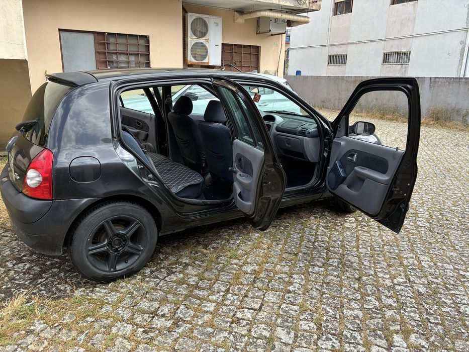 Clio 1.2 muito economico