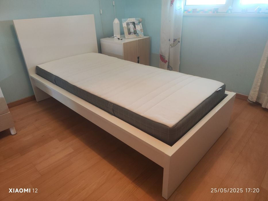Estrutura de Cama + Estrado 90x200