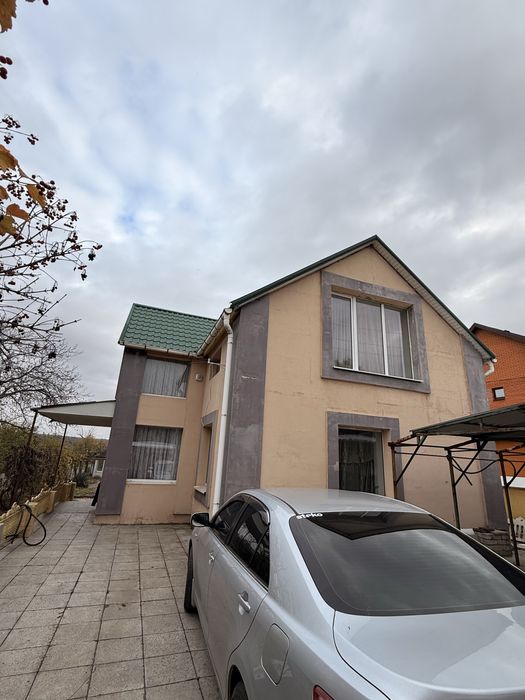 Дом в Ямбурге со своим берегом