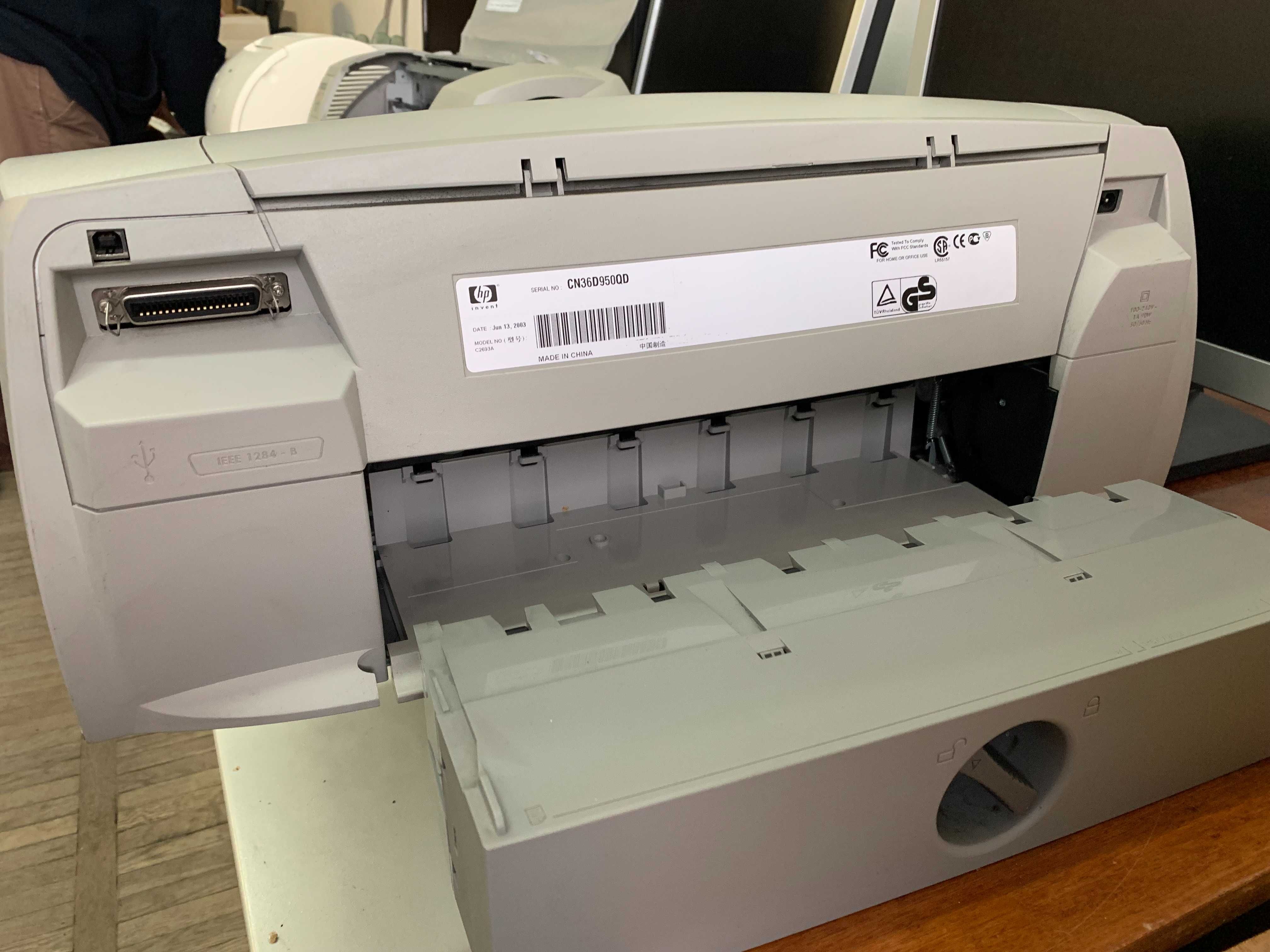 Принтери HP Deskjet 1220c