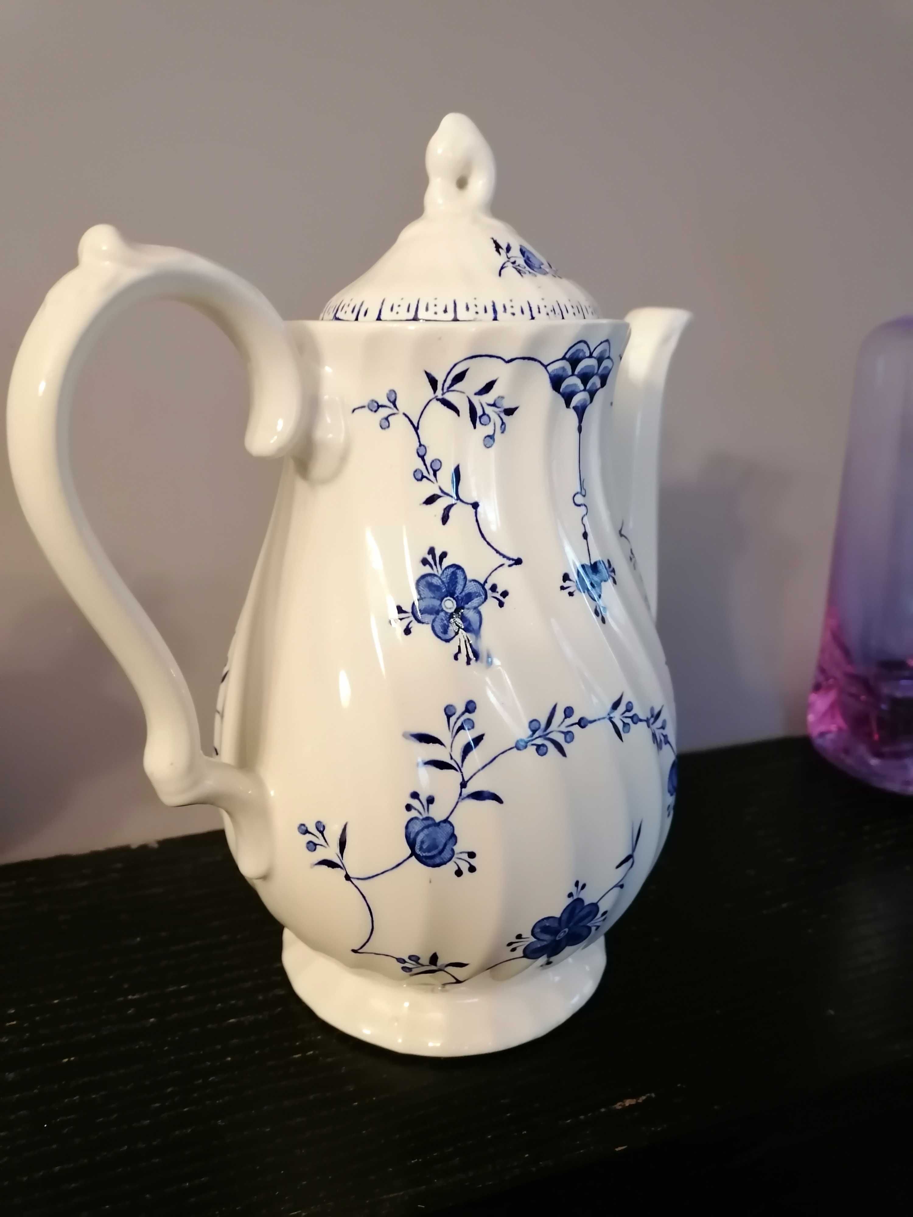 Porcelana angielska - dzbanek Myotts Finlandia