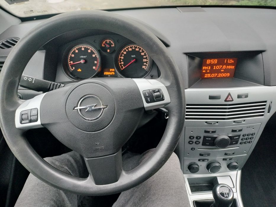 Продам свіжопригнаннй автомобіль