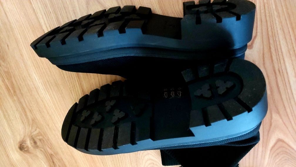 Nowe Botki  Reserved r.40 czarne