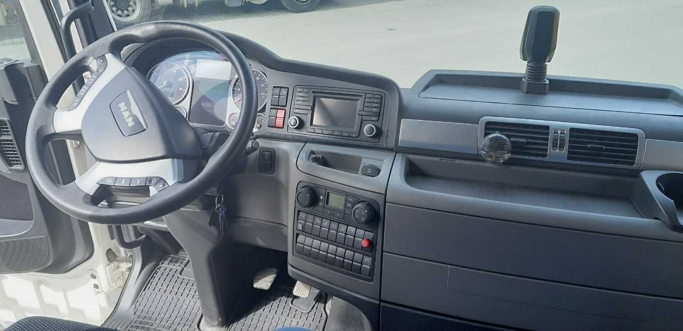 MAN TGX 26.400 chłodnia