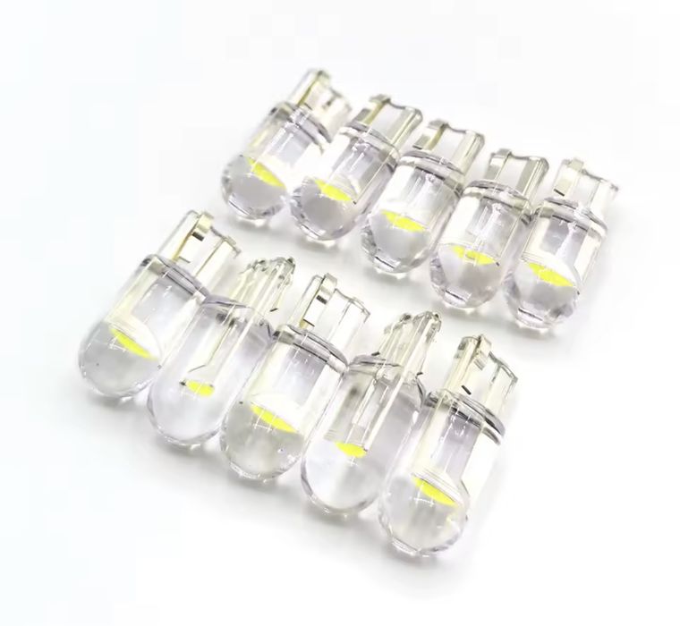 Led лампочки автомобільні універсальні W5W T10