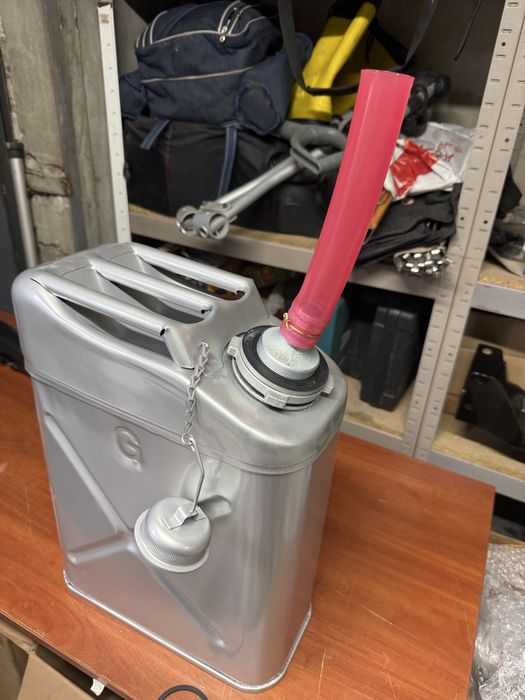 Toyota каністра 20 літрів оригінал нова