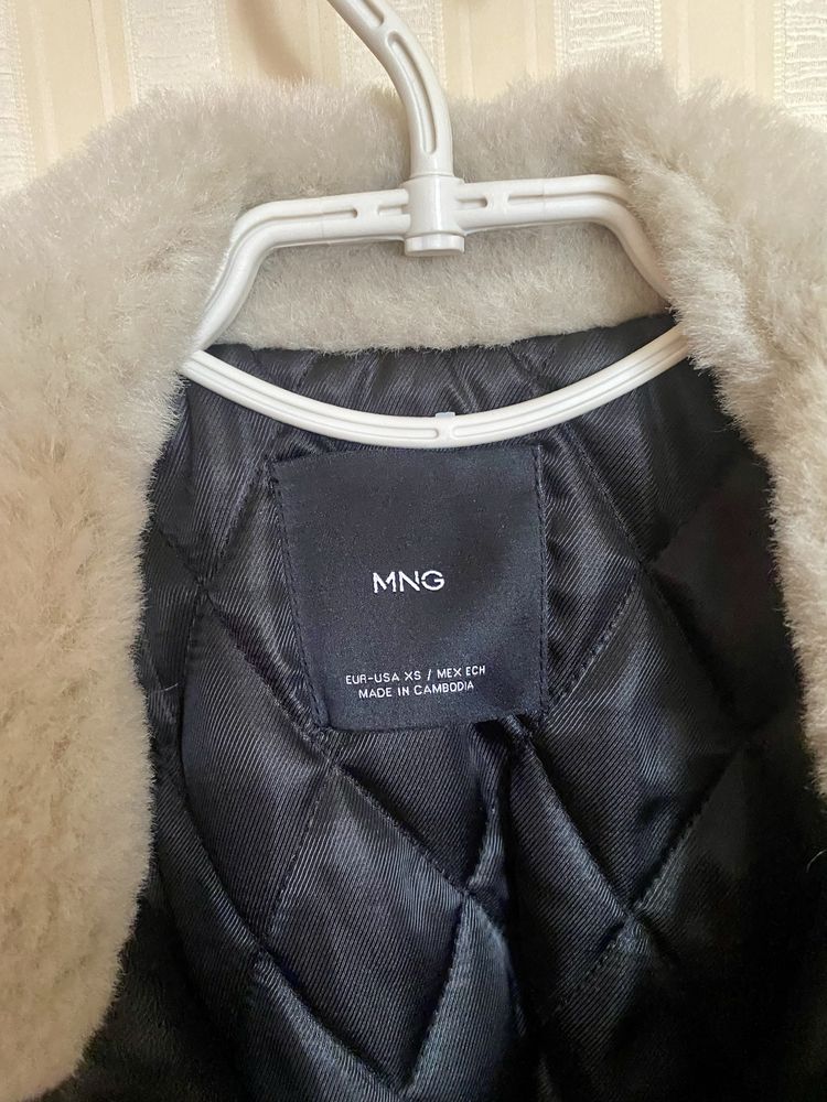 Шкіряна куртка, еко, MANGO, xs