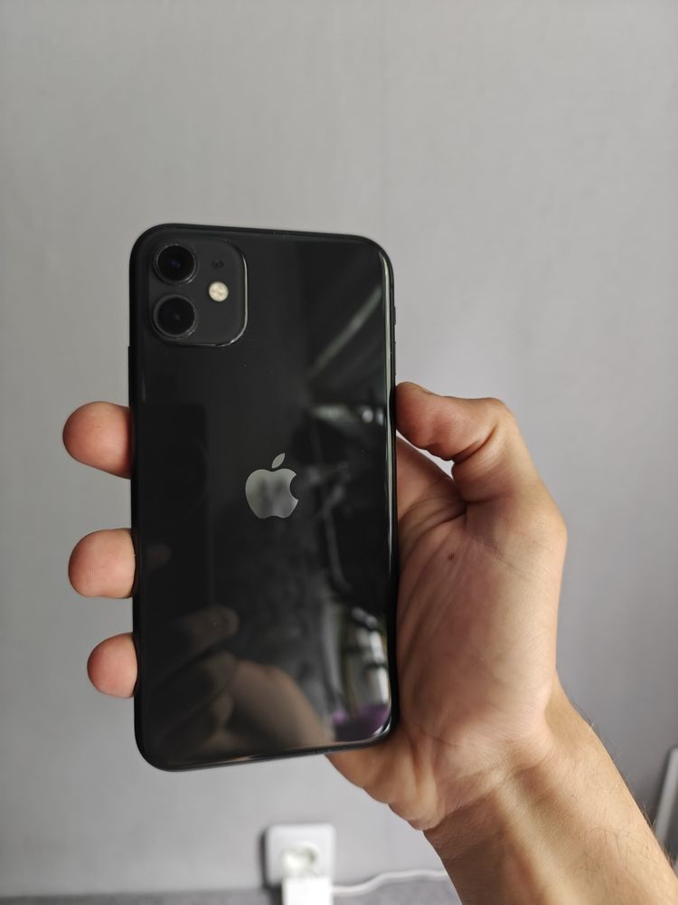 Продам 11 iphone на 128 gb neverlok