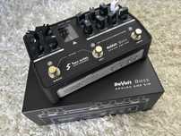 Two Notes Revolt Bass analog preamp lampowy efekt basowy