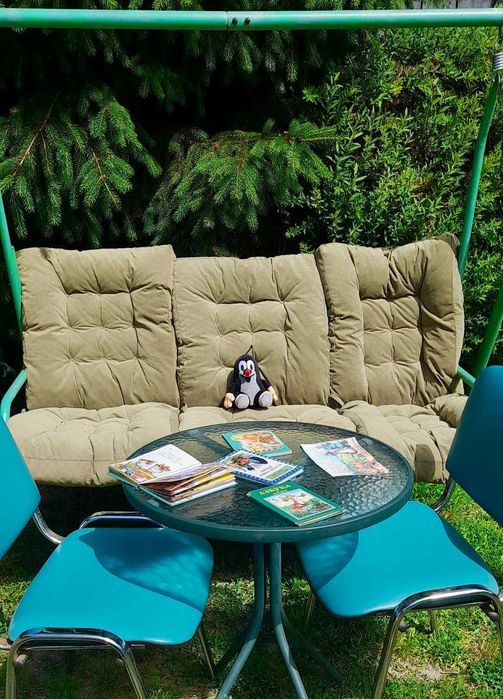 Няня для вашої дитини. Затишок і турбота за містом.