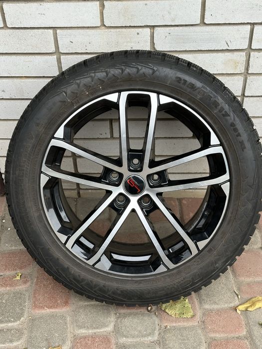 215-55-17 Nokian Hakkapeliitta 7 зима шип шипована
