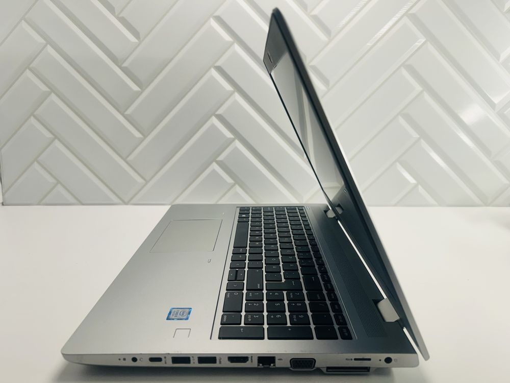 Super Szybki Duzy Laptop Hp 650 G5 i5-8gen 8 Gb/ 256 Gb SSD