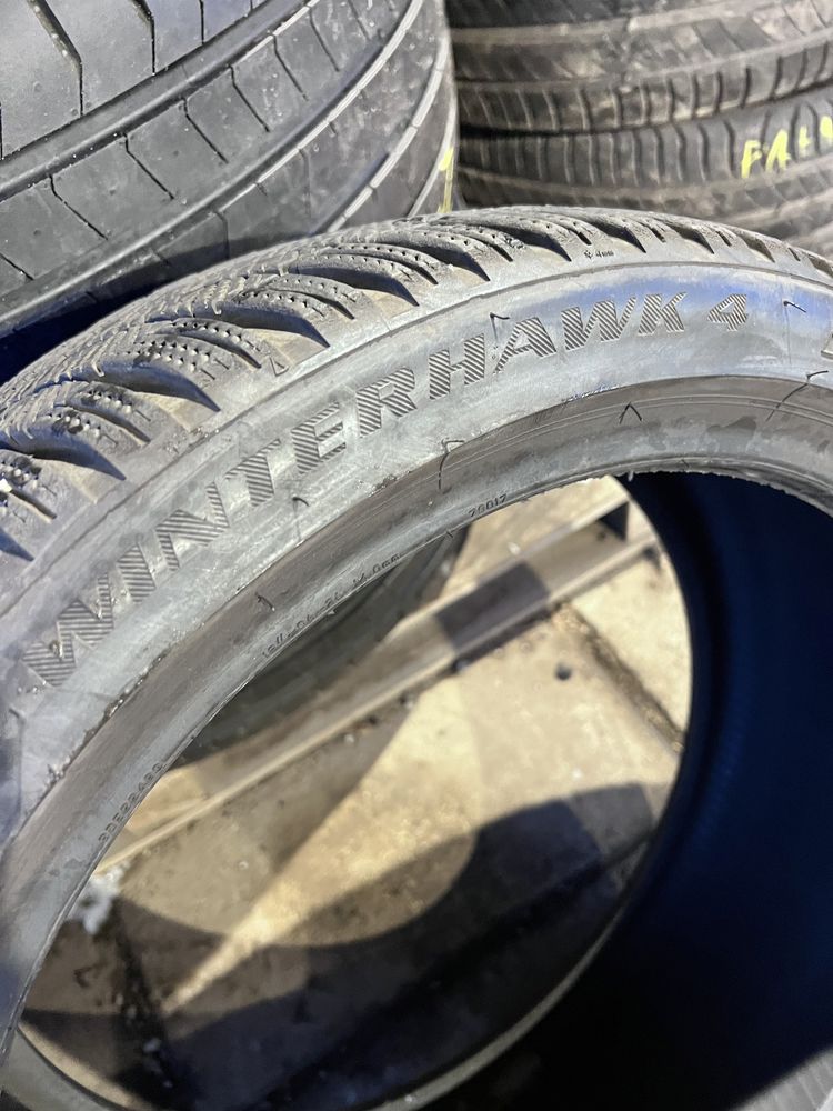 225/40R18 225/40/18 Firestone opony zimowe zimówki prawie nowe