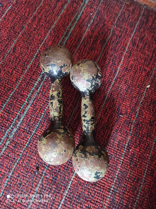 Гантели по 2,3,6 кг гири по 16 кг