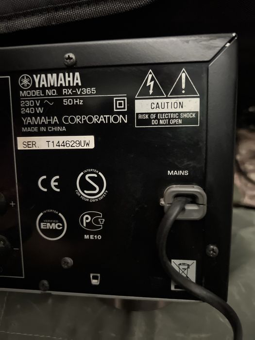 Yamaha RX-V365 ресивер/усилитель