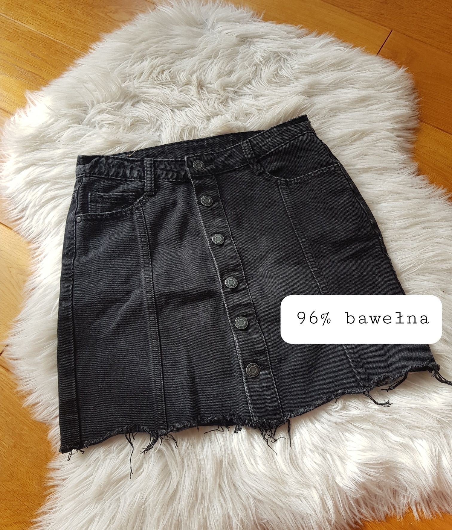 Czarna spódniczka mini jeans S 36 na guziki wysoki stan