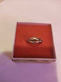 pierścionek złoty z cyrkonią 585  r. 18