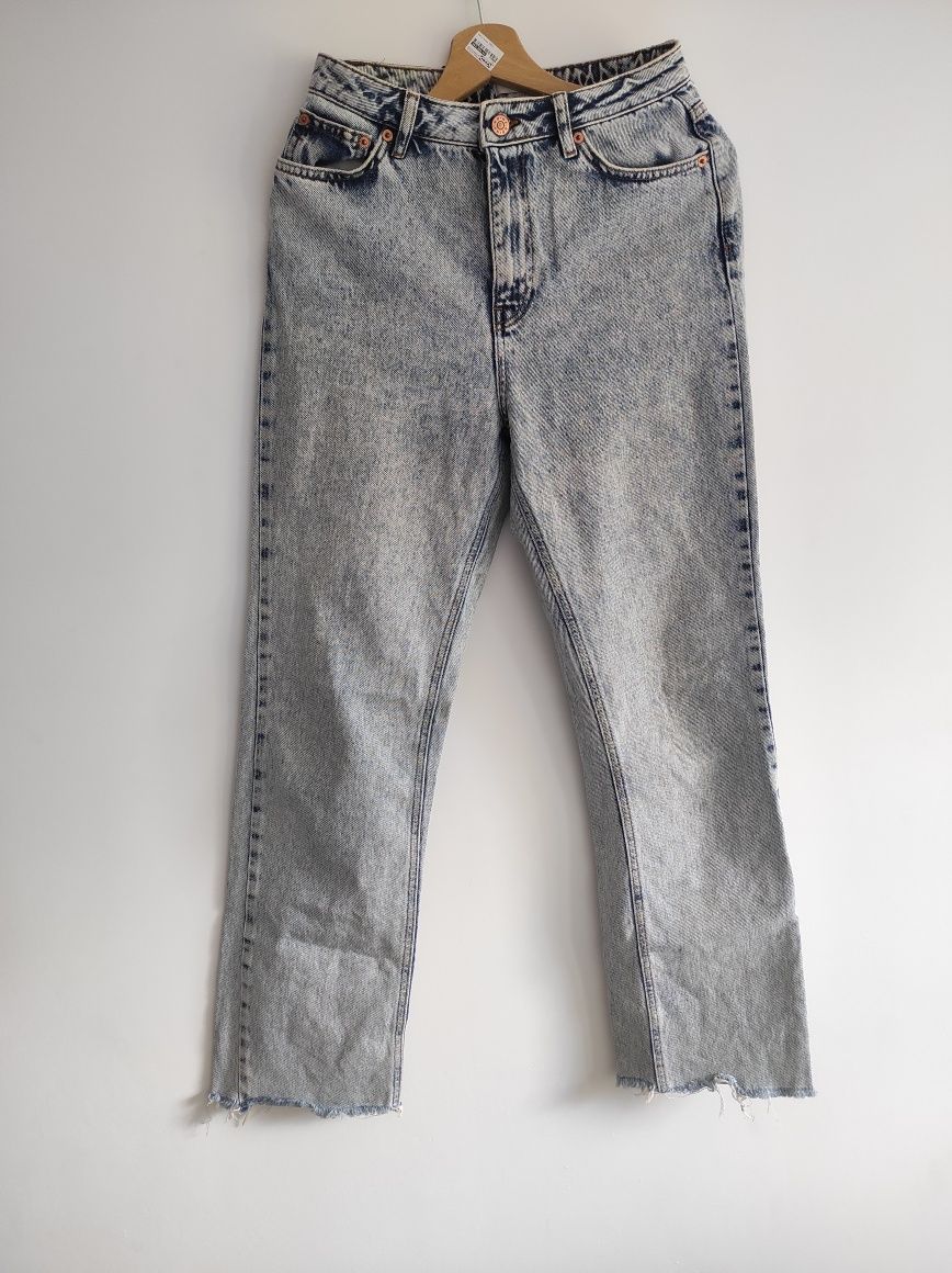 Jasne Jeansy Denim Boyfriend NA-KD Mom Fit S 36