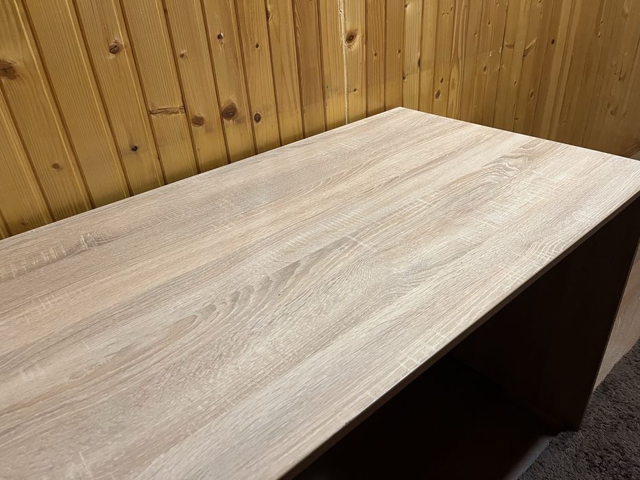 продаю б/у компʼютерний стіл